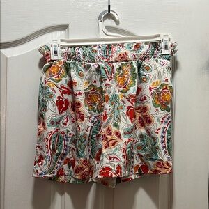 SHEIN Women’s Large Floral Patterned Shorts